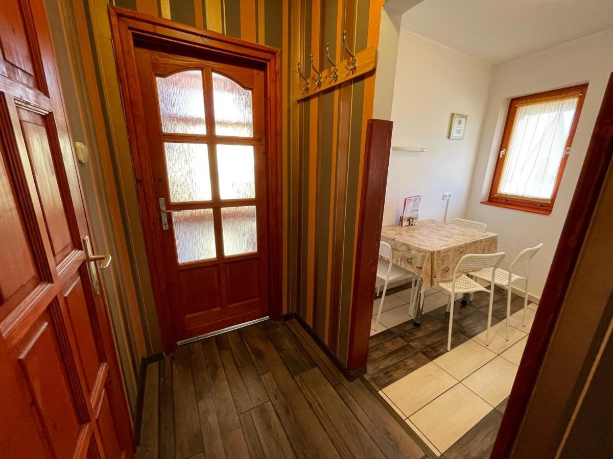 Apartman Hellasz *