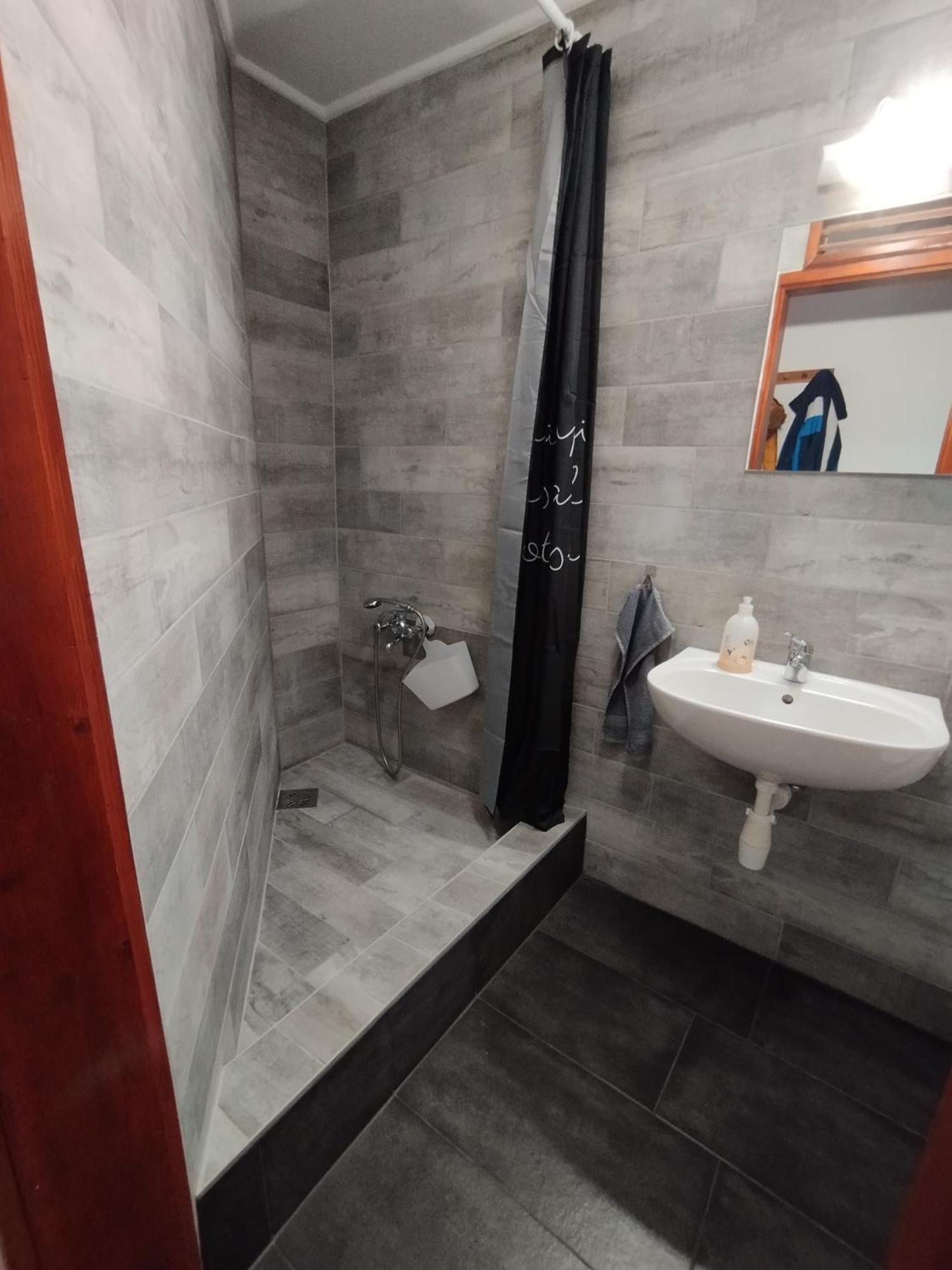 Hellasz Apartman Gyula